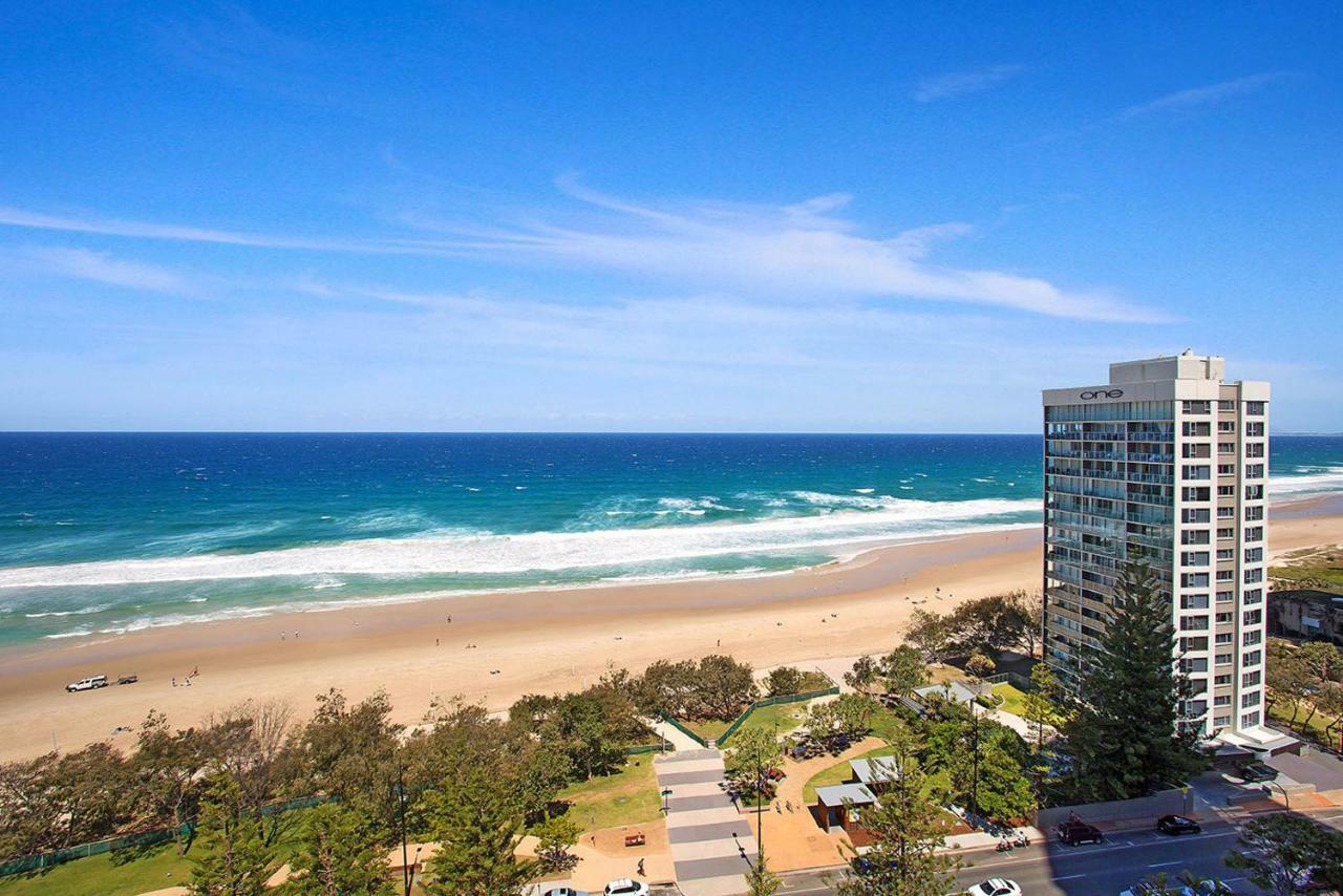 גולד קוסט One The Esplanade Apartments On Surfers Paradise מראה חיצוני תמונה